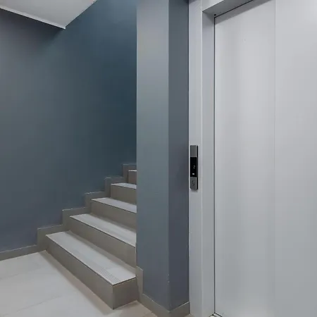 Kosciuszki Modern With Balcony & Parking In By Renters Διαμέρισμα *
