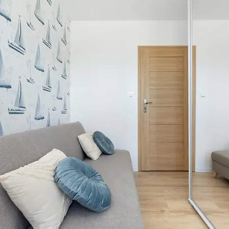 Kosciuszki Modern With Balcony & Parking In By Renters Apartment Gdynia