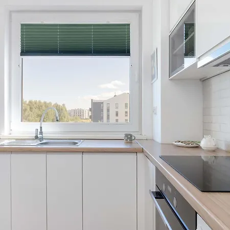 Kosciuszki Modern With Balcony & Parking In By Renters *